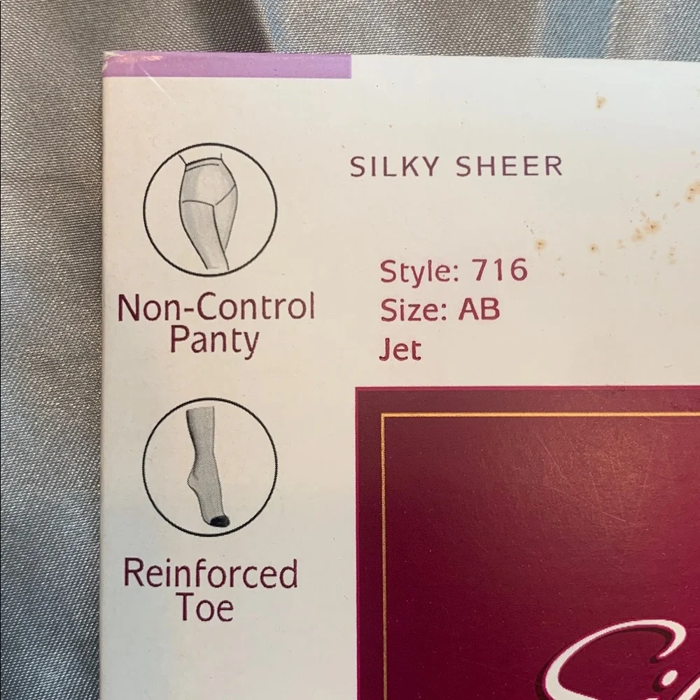 🌹Hanes • NWT Silk Reflections Sheer Hosiery • WHITE & Black • 2 Pair